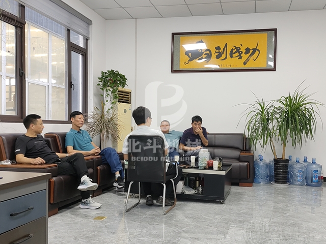 外地客户来巩义茄子视频在线观看下载机械实地考察竹子茄子APP视频下载